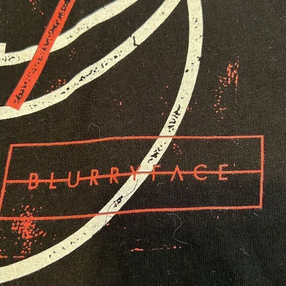 Rock Me size small TwentyOne Pilots short sleeve distressed band T-shirt EUC - Picture 11 of 12